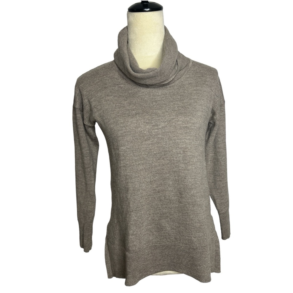 Merino wool‎ brown turtle neck sweater, medium